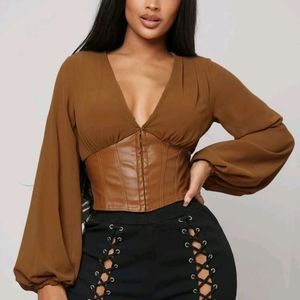 Lantern sleeve leather Hem blouse